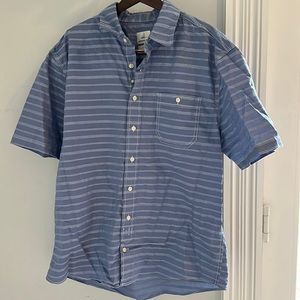 Johnnie-O Blue stripe Hangin’ Out style. Size L